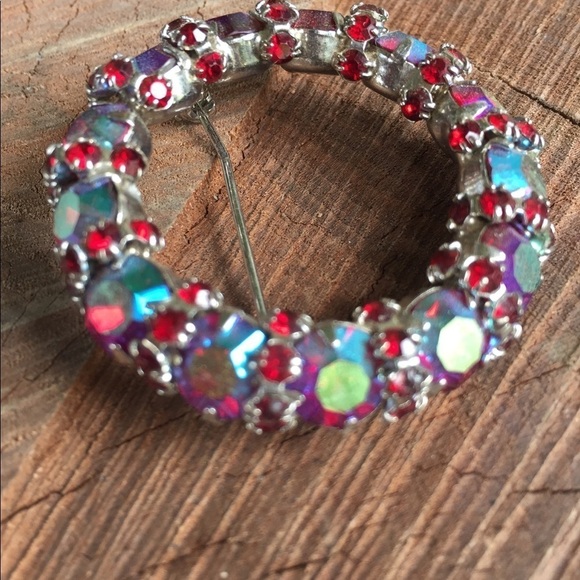 Bright Iridescent wreath Brooch Pin Vintage - Picture 2 of 7